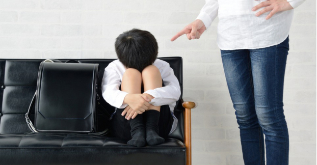 15 dấu hiệu chứng tỏ cha mẹ quá nghiêm khắc với con 1