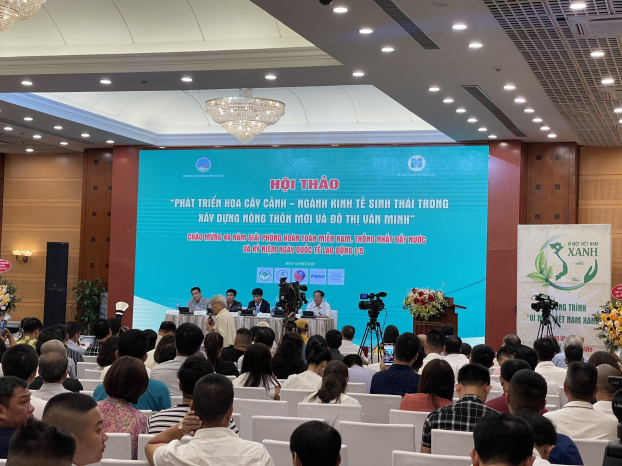   Hôm nay đã ra mắt ban vận động thành lập Hiệp hội sản xuất và kinh doanh hoa Lan Việt Nam.  