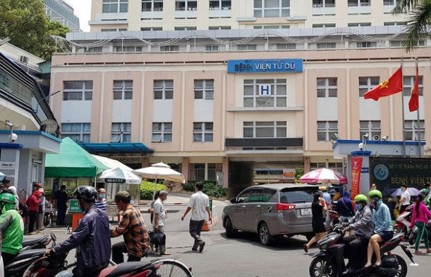 2 người nhập cảnh trái phép, khai báo y tế gian dối.