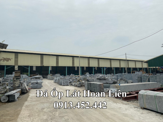 Xưởng sản xuất có quy mô rộng lớn, có nhiều sản phẩm mẫu trưng bày, chất lượng luôn được nâng cao cải thiện phục vụ nhu cầu của mọi khách hàng trong và ngoài nước