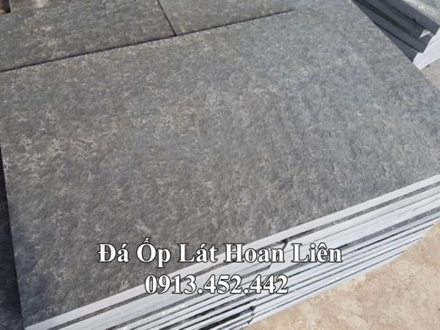 Những sản phẩm đá lát chất lượng cao, đạt tiêu chuẩn xây dựng luôn được kiểm tra nghiêm ngặt trước khi xuất xưởng