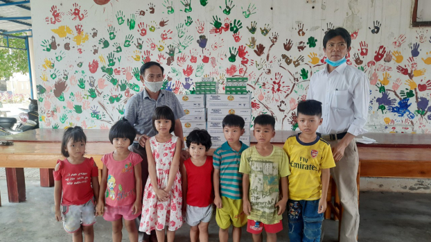 Quỹ sữa vươn cao Việt Nam tiếp tục hành trình trao tặng sữa cho trẻ em tại 26 tỉnh thành 3