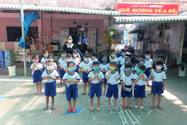 Quỹ sữa vươn cao Việt Nam tiếp tục hành trình trao tặng sữa cho trẻ em tại 26 tỉnh thành 2