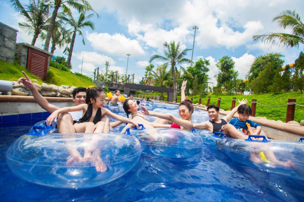   Typhoon Water Park- Sun World Halong Complex  