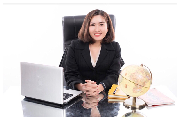   Hình ảnh bà Thu Quỳnh – Marketing Manager của công ty cổ phần tập đoàn NTT Việt Nam  