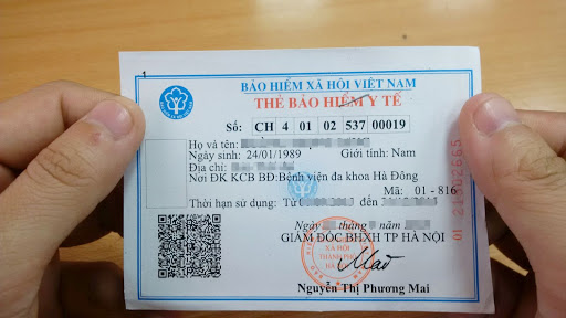   Hà Nội tạm thời chưa in thẻ BHYT giấy đối với người đang hưởng trợ cấp thất nghiệp. Ảnh minh họa  