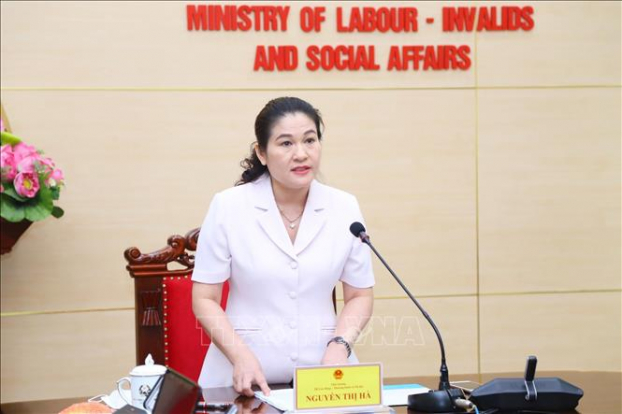   Thứ trưởng Bộ Lao động - Thương binh và Xã hội Nguyễn Thị Hà phát biểu. Ảnh: TTXVN phát  