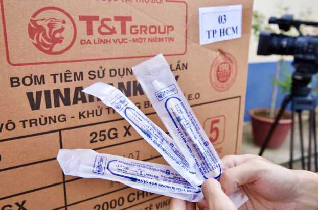 T&T Group bàn giao 8,5 triệu bộ bơm kim tiêm cho chiến dịch tiêm chủng phòng COVID-19 3