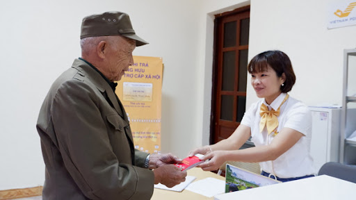   Từ 15/9, tăng trợ cấp, phụ cấp, ưu đãi người có công với cách mạng. Ảnh minh họa  