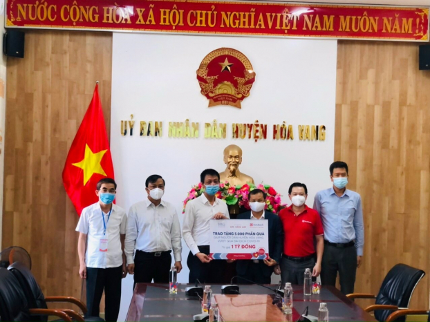   SeABank và BRG ủng hộ thành phố Đà Nẵng nhu yếu phẩm  