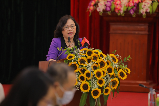   Thứ trưởng Bộ GD&ĐT Ngô Thị Minh phát biểu tại Hội nghị tổng kết.  