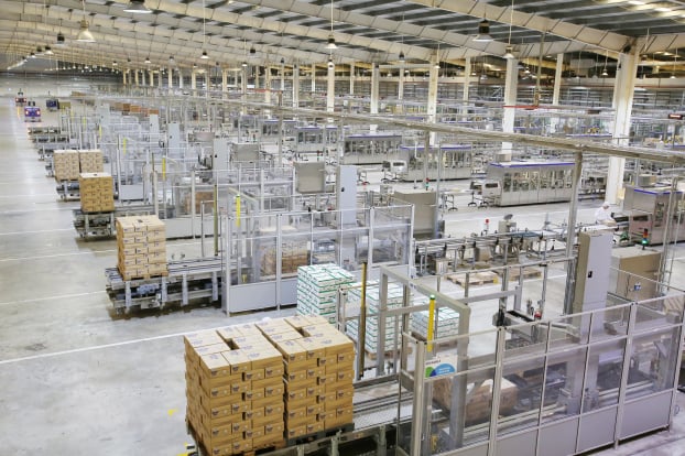   Dây chuyền sản xuất hiện đại, khép kín tại các nhà máy của Vinamilk  