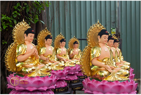 Mỗi pho tượng do đội ngũ Trần Gia tôn tạo đều chính là một tác phẩm nghệ thuật Phật giáo đích thực.