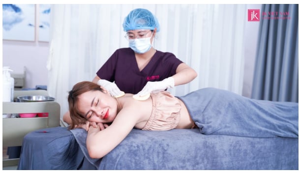 Quy trình trị viêm da, các bệnh về da chuẩn y khoa tại phòng khám JK Việt Nam 4