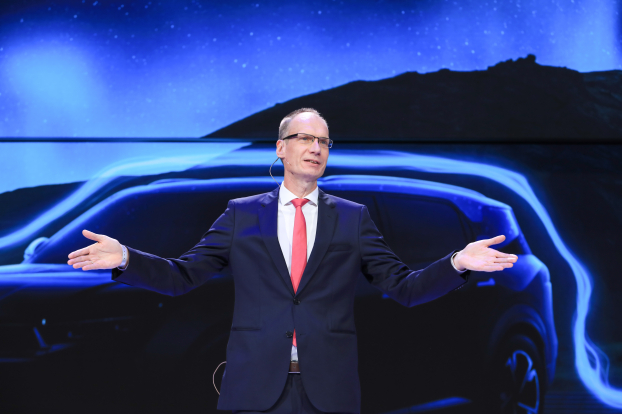 VinFast ra mắt thương hiệu xe điện tại Los Angeles Auto Show 2021 3