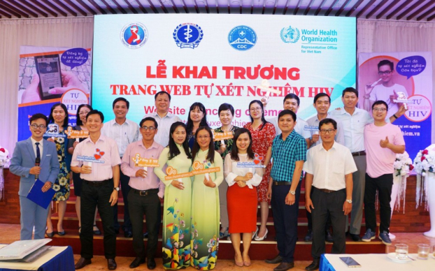 Lễ khai trương trang web tự xét nghiệm HIV của Cần Thơ. Ảnh minh họa. Nguồn ảnh: Báo Cần Thơ