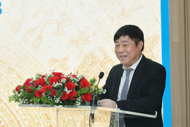   Ông Trịnh Hồng Quang - Phó Tổng giám đốc Vietnam Airlines phát biểu tại Lễ ký kết  