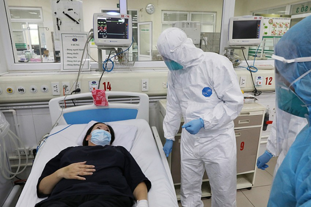   Từ hôm nay, bệnh viện E, Việt Đức, Bạch Mai sẽ tiếp nhận và điều trị bệnh nhân COVID-19.  