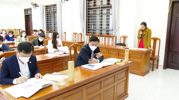   Lần đầu tiên UBND TP Hà Nội tổ chức thi tuyển các vị trí Hiệu trưởng, Trưởng phòng GD&ĐT quận/huyện  