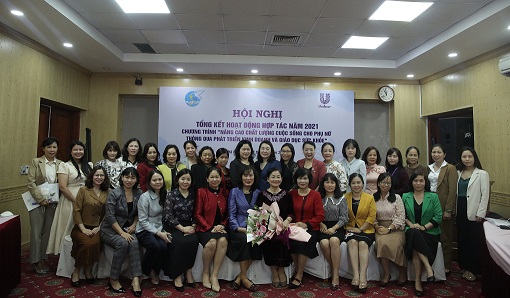   Đại diện Hội phụ nữ các tỉnh/thành tham dự chương trình “Nâng cao chất lượng cuộc sống cho phụ nữ thông qua phát triển kinh doanh và giáo dục sức khoẻ'  