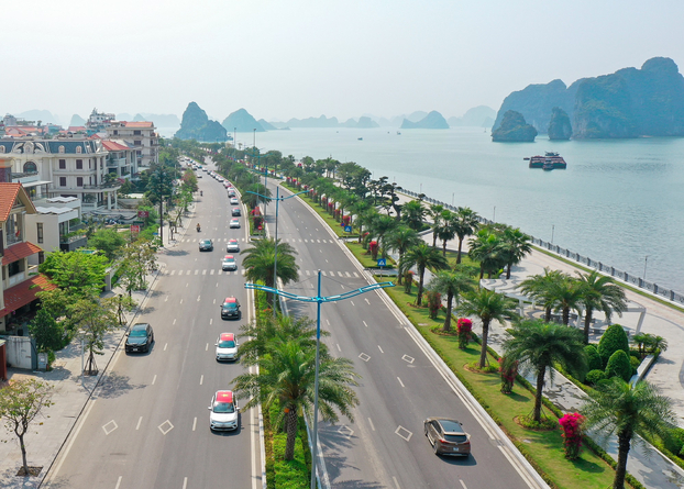 Kỷ lục Việt Nam: 100 xe ô tô điện VF e34 chinh phục địa đầu tổ quốc 4