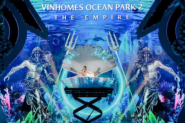 Mãn nhãn với màn ra mắt rực rỡ của Tổ hợp biển tạo sóng tại Vinhomes Ocean Park 2 – The Empire 7