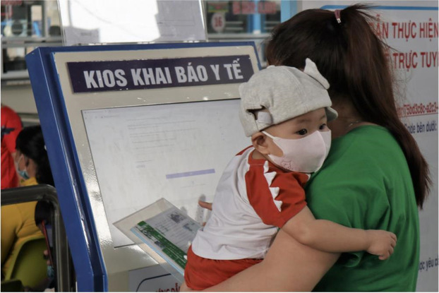 Việt Nam chính thức bỏ khai báo y tế trong nước 0