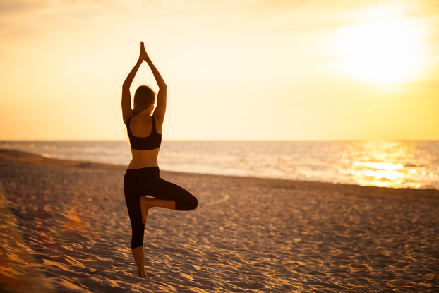Chiều cao khiêm tốn phải làm sao? 5 tư thế yoga giúp tăng chiều cao ngay cả sau tuổi dậy thì 3