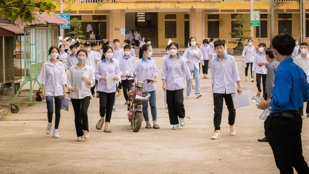 Đề thi vào lớp 10 môn Toán tỉnh Thái Bình năm 2022 nhanh nhất 1