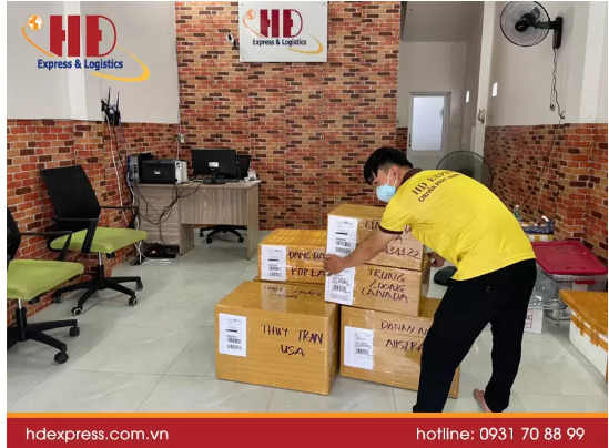 HĐ Express chia sẻ kinh nghiệm gửi hàng đi Mỹ nhanh chóng 2