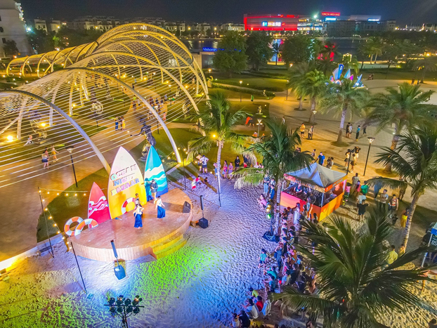 Giới trẻ đổ bộ “Quận Ocean” tham dự lễ hội Biển 7