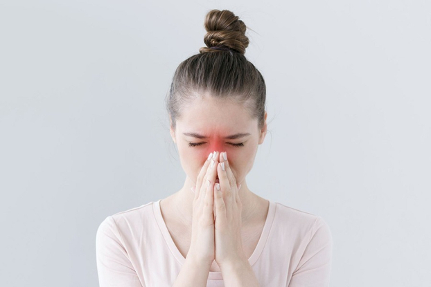   Cảm cúm, cảm lạnh, viêm mũi xoang... thường gây ra tình trạng ngạt mũi, chảy nước mũi rất khó chịu cho người bệnh. Ảnh minh họa  