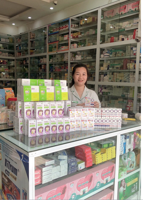 Chị Nguyễn Thị Hường - Chủ Hệ thống quầy thuốc Hương Giang