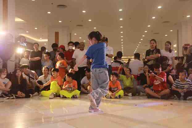 Cuộc thi V-Got Talent - Street Dance Contest dành cho các tài năng nhí được đông đảo bạn nhỏ và gia đình ủng hộ