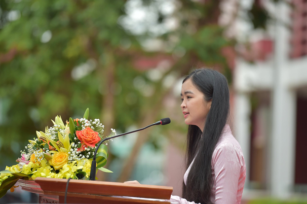 Hoàng Xuân Ngân phát biểu tại Lễ khai giảng sáng 5/92022 tại TH School cơ sở TP Vinh, Nghệ An.