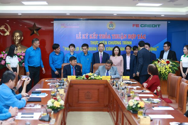 Tổng Liên đoàn Lao động Việt Nam và FE CREDIT ký kết hợp tác thoả thuận triển khai gói vay tiêu dùng ưu đãi 10.000 tỷ đồng cho công nhân