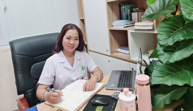 Bác sĩ Hồ Thu Thủy - Phó phụ trách khoa Dinh dưỡng (BV Phụ sản Hà Nội) khuyên phụ nữ mang thai mắc Tiểu đường thai kỳ cần được theo dõi, xây dựng một chế độ dinh dưỡng và vận động phù hợp