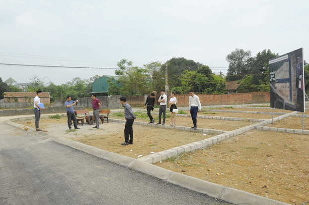 Có trường hợp một mảnh đất có nhiều sổ đỏ.