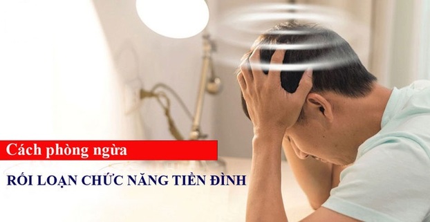 Người bị rối loạn tiền đình thường gặp phải các biểu hiện hoa mắt, chóng mặt, cơ thể mất thăng bằng, buồn nôn... Ảnh minh họa