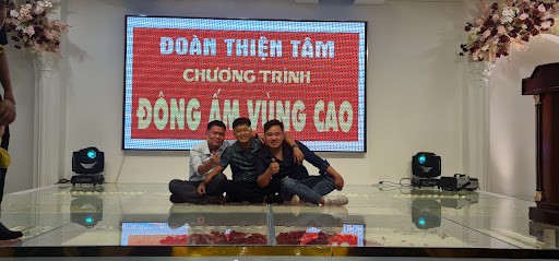 Sống nhân ái, tích cực luôn là điều mà anh Đoàn muốn định hướng cho nhân viên của mình.