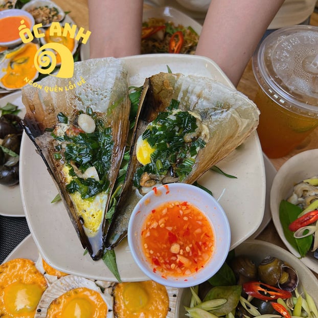 Món sò mai kết hợp với nước chấm cực kỳ ngon miệng