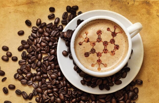 Không nên dùng quá nhiều thực phẩm chứa caffein như trà, cà phê hoặc chocolate.