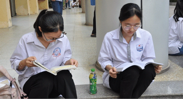Đề thi môn Ngữ Văn lớp 10 THPT chuyên Lam Sơn Thanh Hóa năm 2023 như thế nào?