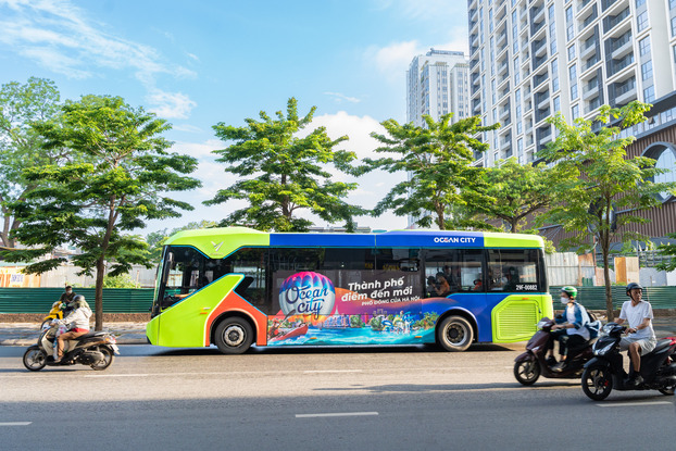 Vinhomes cũng triển khai các tuyến xe bus Ocean City Bus miễn phí để du khách có thể trải nghiệm và tham quan các địa điểm nổi bật tại Ocean City.    