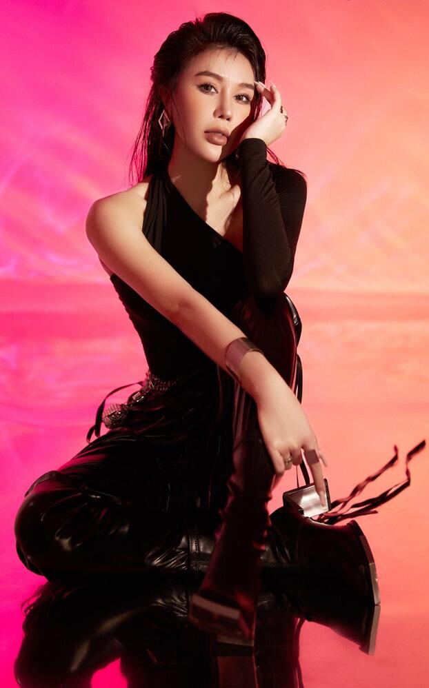 Á hậu Nguyễn Ngọc Thúy cùng phong cách thời trang cá tính, cuốn hút (Ảnh: NVCC)