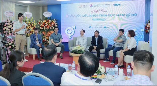 Các chuyên gia thảo luận sôi nổi về thực trạng và cập nhật phương pháp chăm sóc sức khỏe tình dục nam và nữ.