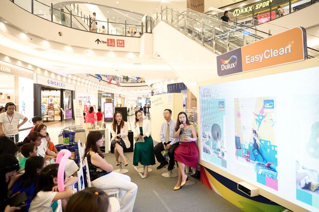 Talkshow Biến Ngôi Nhà Thành Sân Chơi Cho Con thu hút nhiều sự quan tâm từ phụ huynh