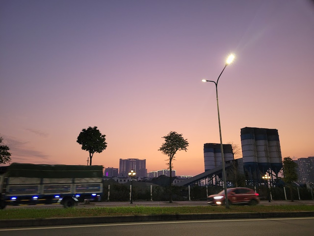 Hoàng hôn ở Vinhomes Ocean Park tôi chụp được trên đường đi làm