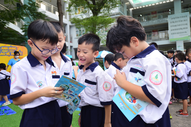      Chuỗi hoạt động tại trường học của Vinamilk giúp trẻ em, những thế hệ người tiêu dùng tương lai, nâng cao nhận thức về môi trường
