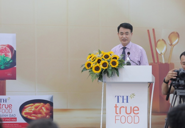 Ông Trần Thanh Dương, Viện trưởng Viện Dinh Dưỡng Quốc gia phát biểu tại sự kiện ra mắt bộ sản phẩm thực phẩm chế biến TH true FOOD bếp Việt – Người nội trợ tử tế
